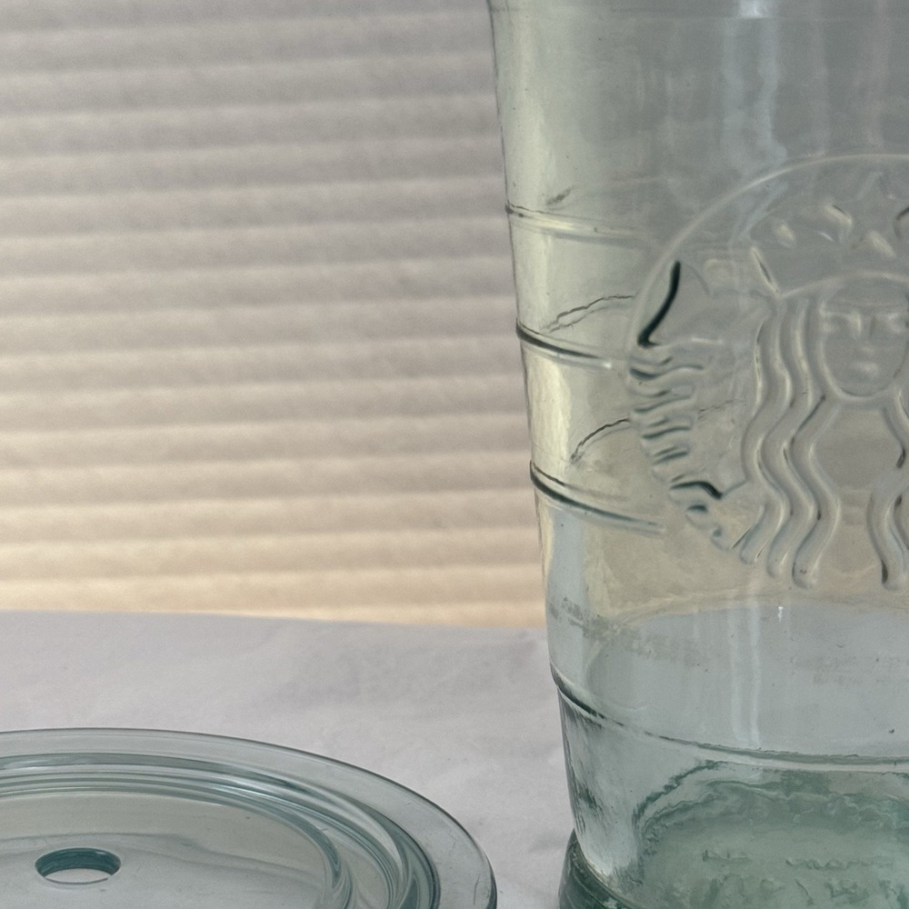Starbucks Embossed Recycled Glass Cold Cup Tumbler Glass Lid Green Siren Logo - Picture 2 of 12